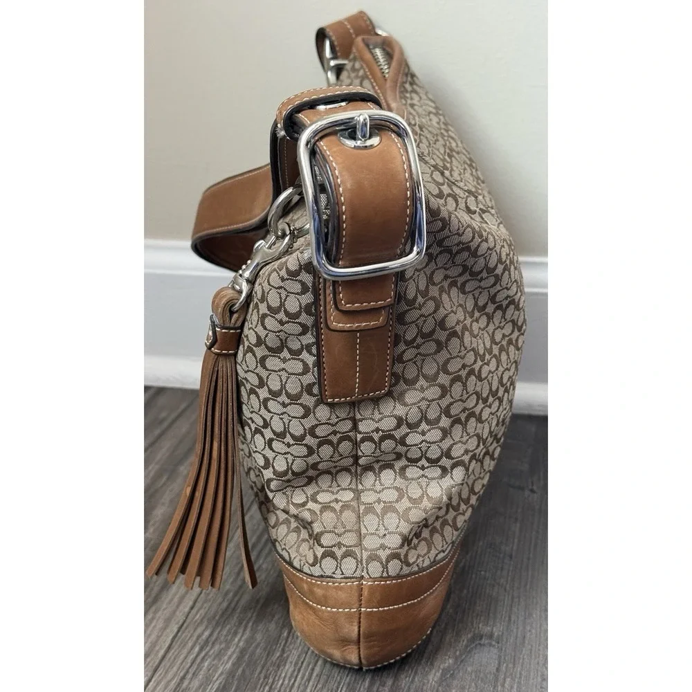 Vintage 2000s Y2K Coach Signature C Jacquard Purse Hobo Bag Old Money Clean Girl